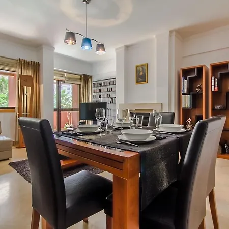 Place & Beyond Apartment Lissabon